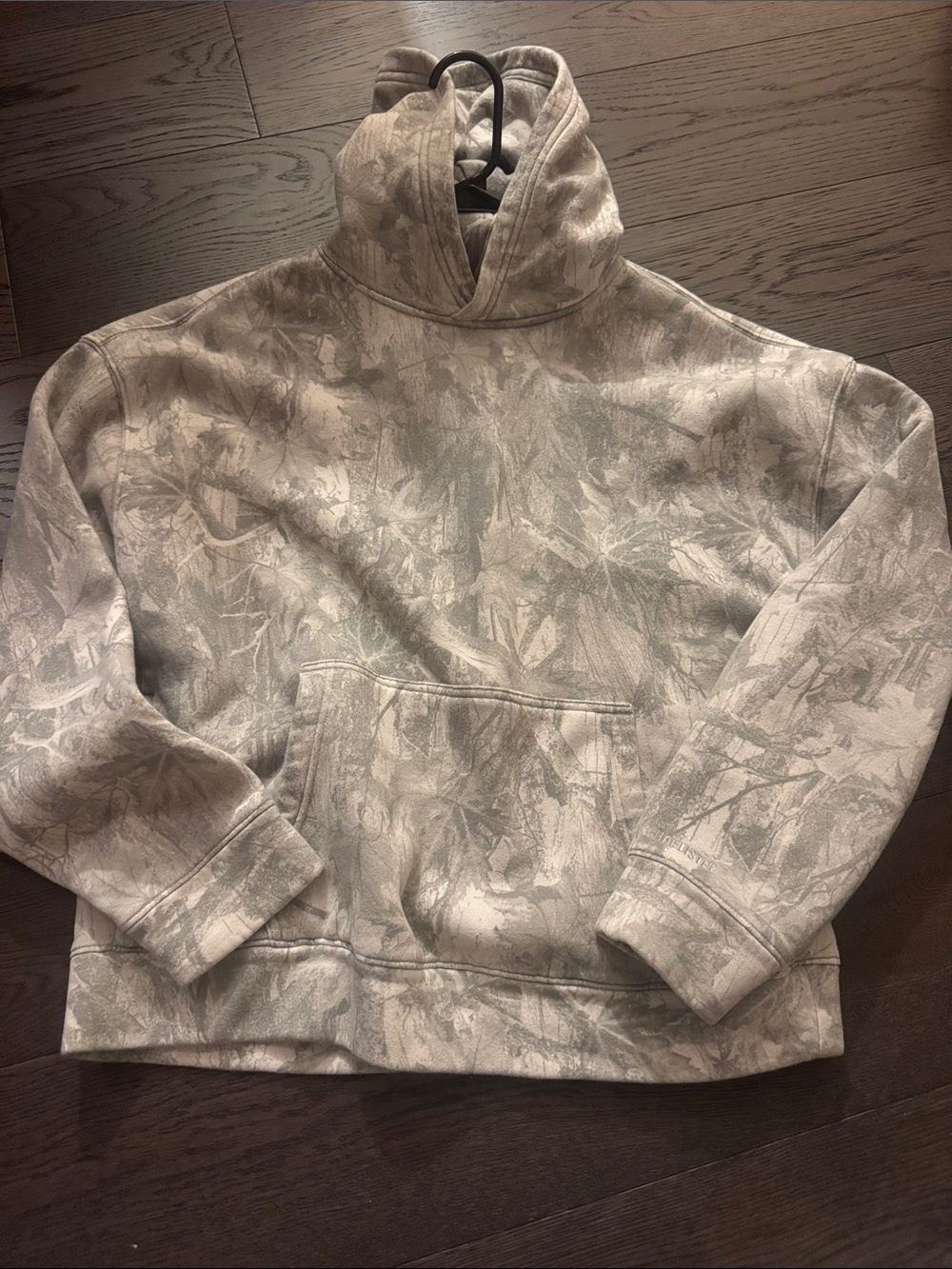 Men's Boxy Hollister Camo Hoodie - Light Gray